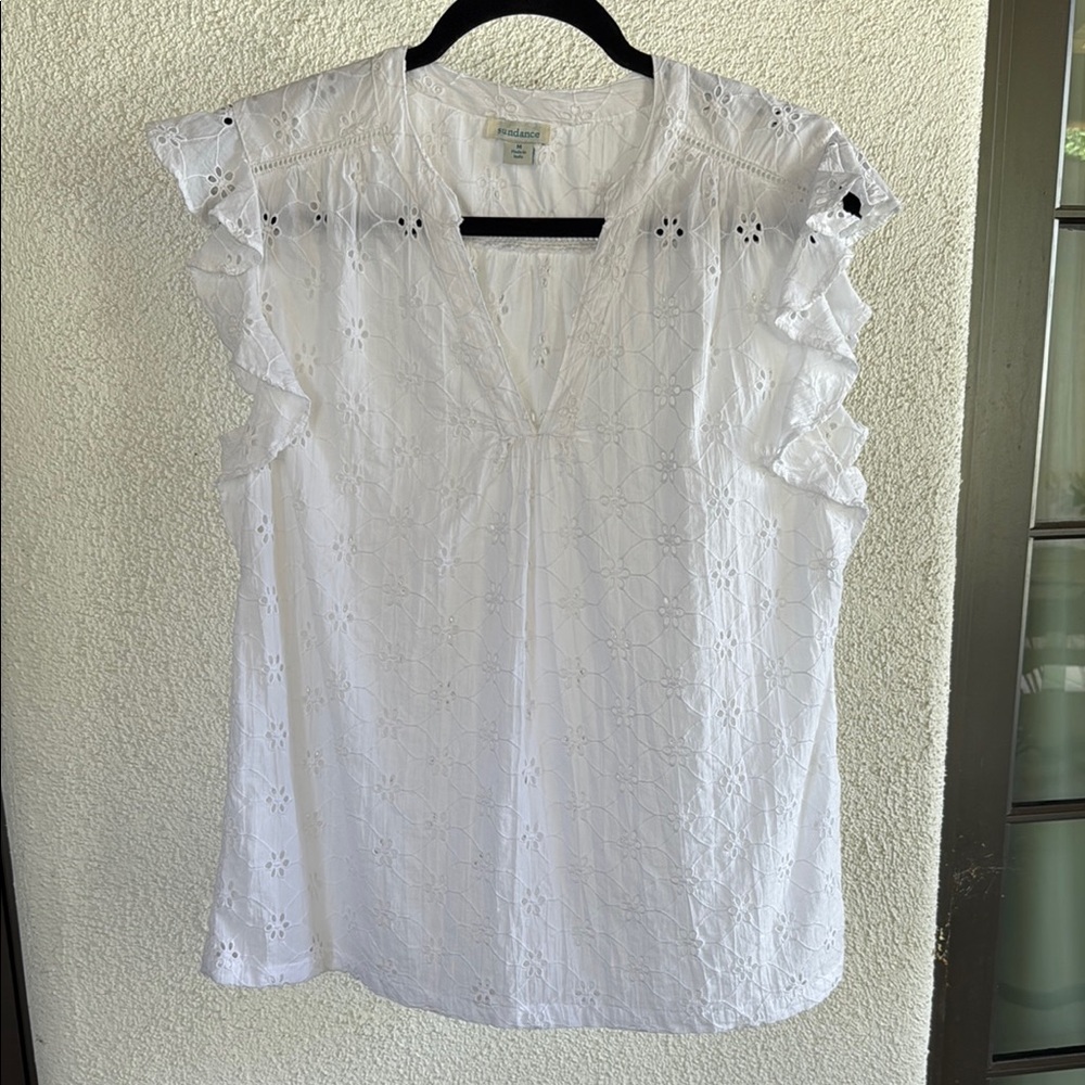 Sundance White Eyelet Sleeveless/ruffle-sleeve Top. Sz med